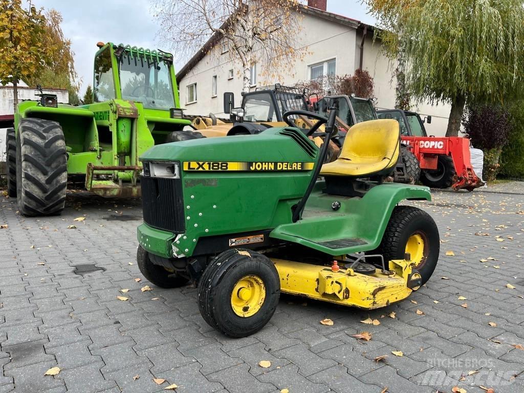 John Deere LX 188 Sitteklippere