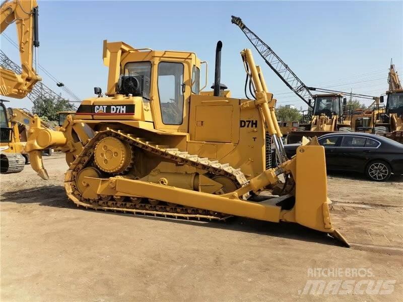 CAT D 7 H Dozere Beltegående