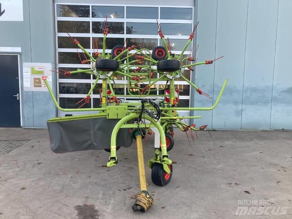 CLAAS Volto 1050 T Raker og høyvendere