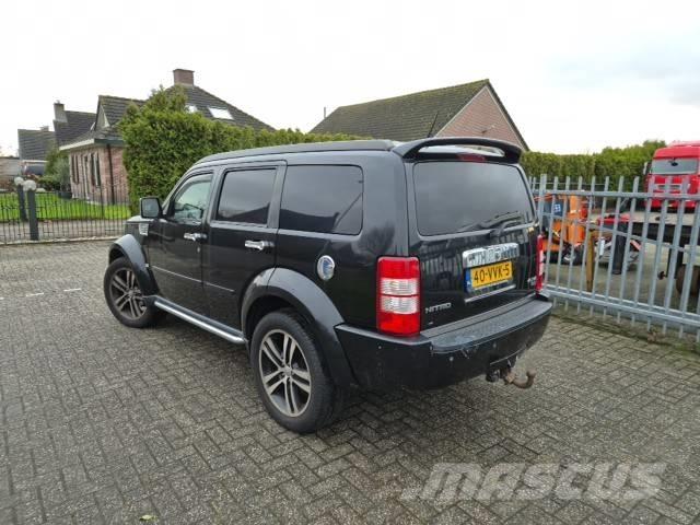 Dodge Nitro Personbiler