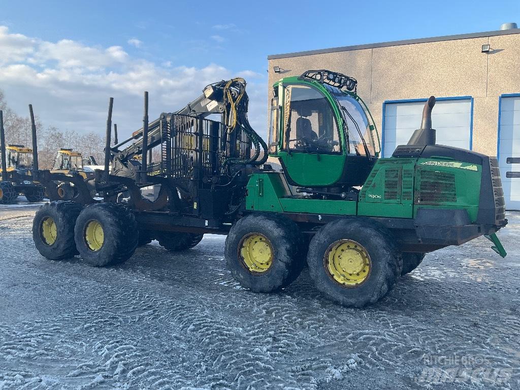 John Deere 1510G Lassbærere