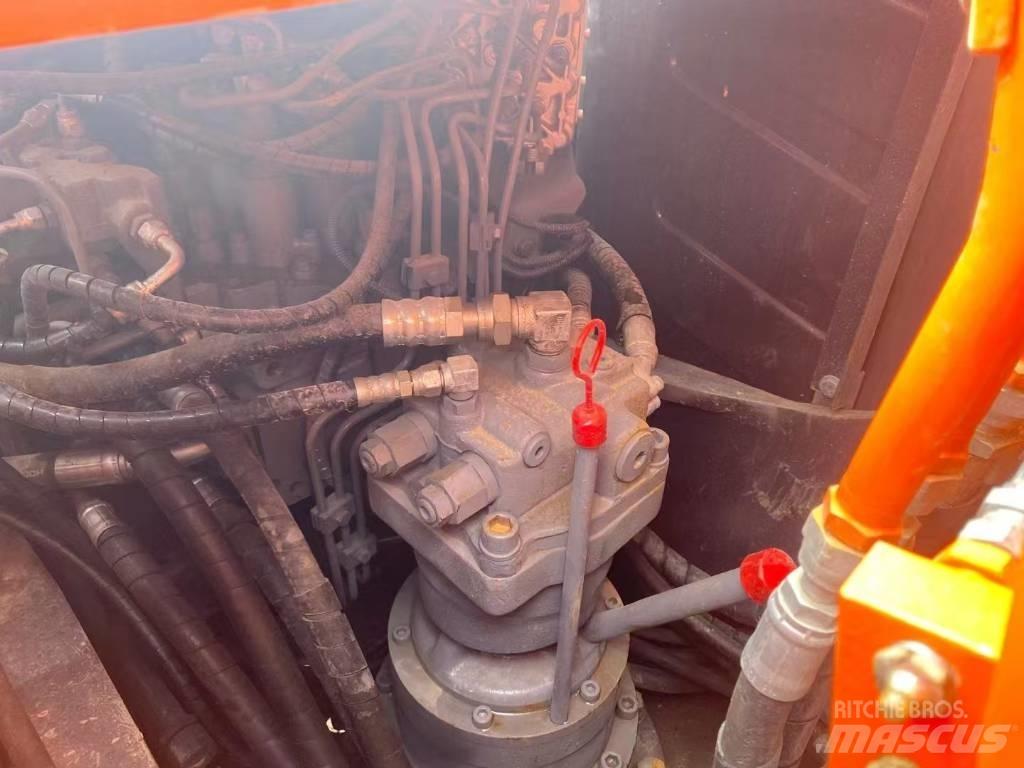 Hitachi 120 Beltegraver