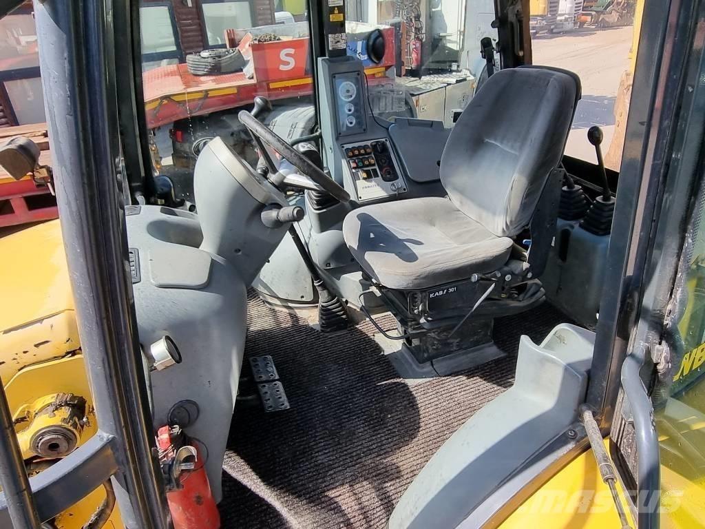 Komatsu WB 93 S-5EO Traktorgravere