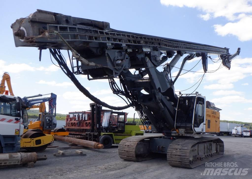 Liebherr LB 36 Store borerigger