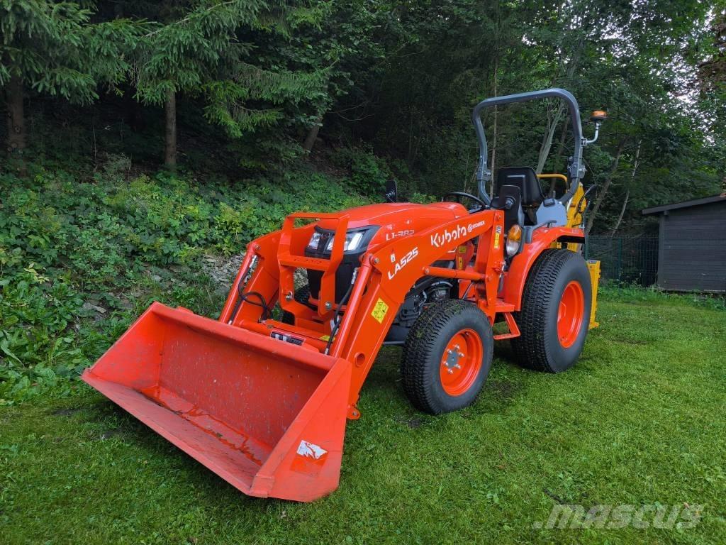 Kubota L1-382 HST Traktorer