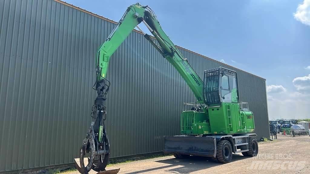 Sennebogen 730 Spesialtilpassede gravemaskiner