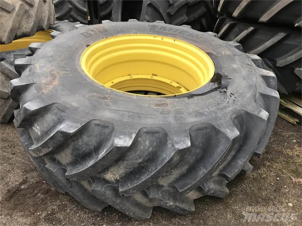 Michelin 650/85R38 Dekk, hjul og felger