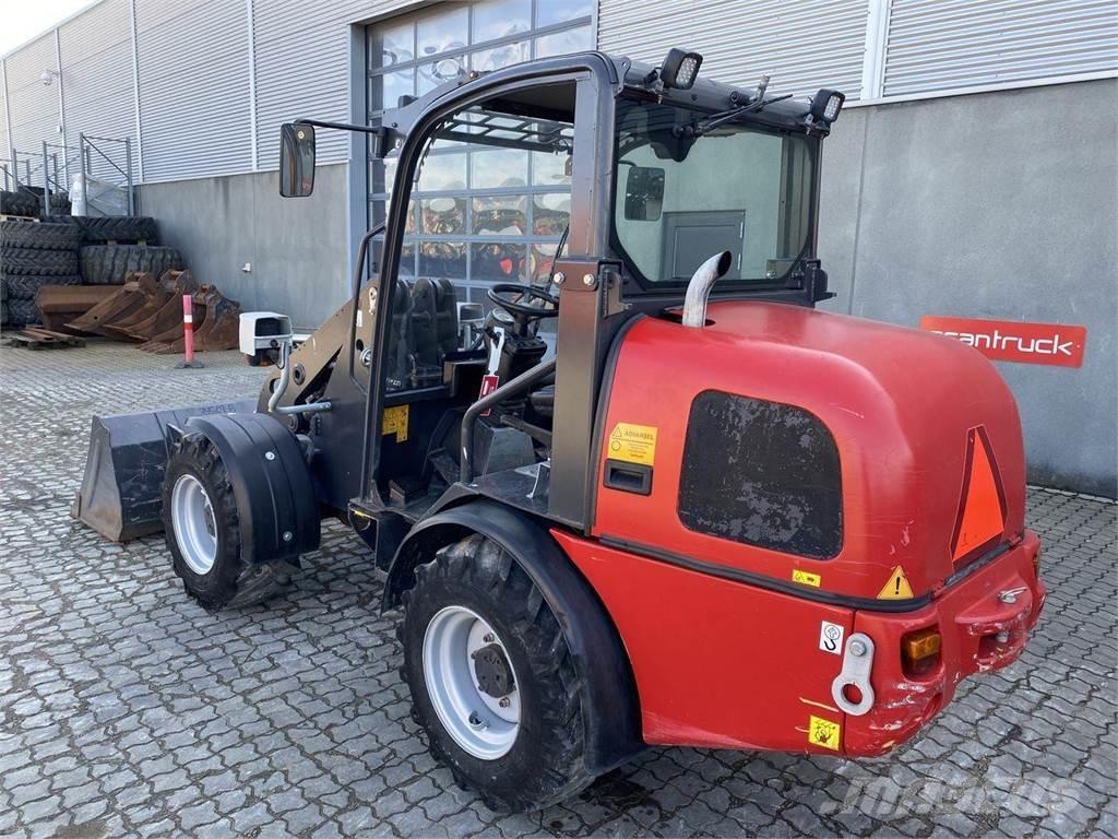 Weidemann 2070 Kompaktlaster