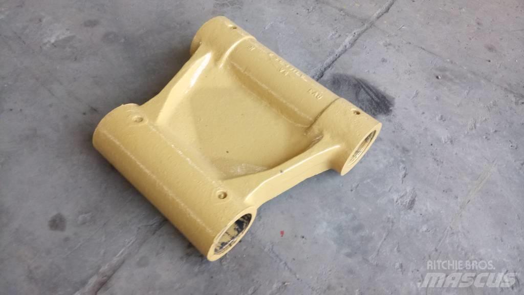 CAT 245 Chassis og understell