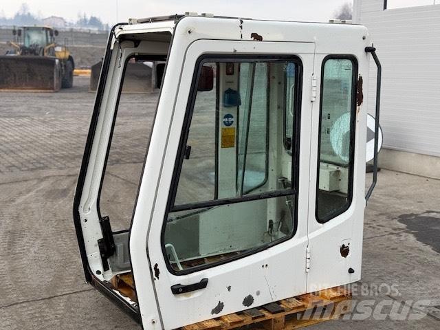 Liebherr R 944 B CAB Førerhus og Interiør