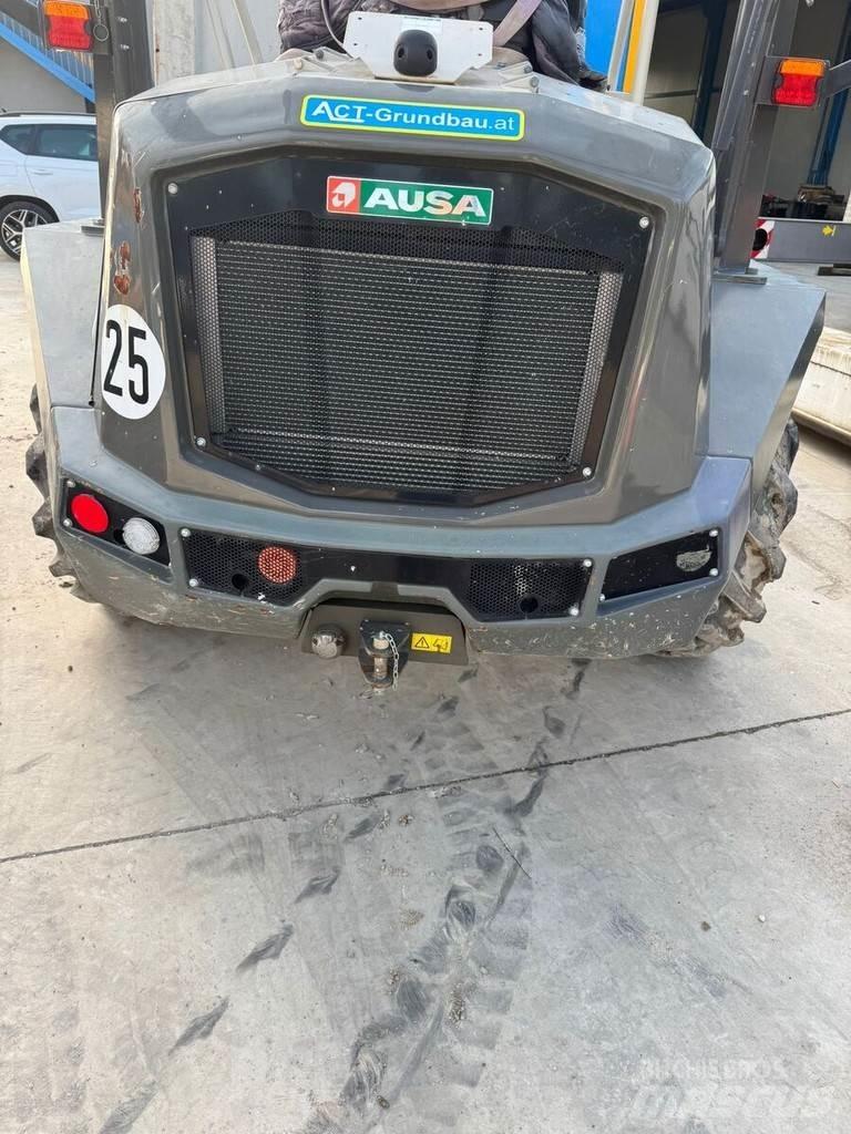 Ausa D 601 Mini dumpere