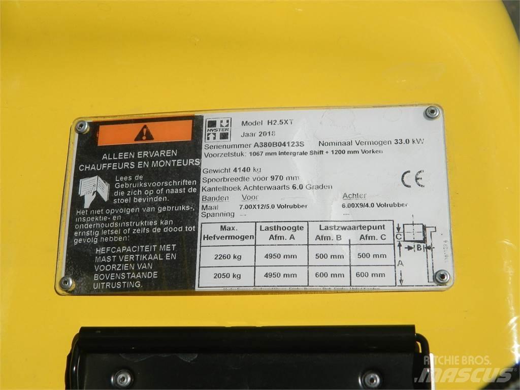 Hyster H2 50XT Diesel Trucker