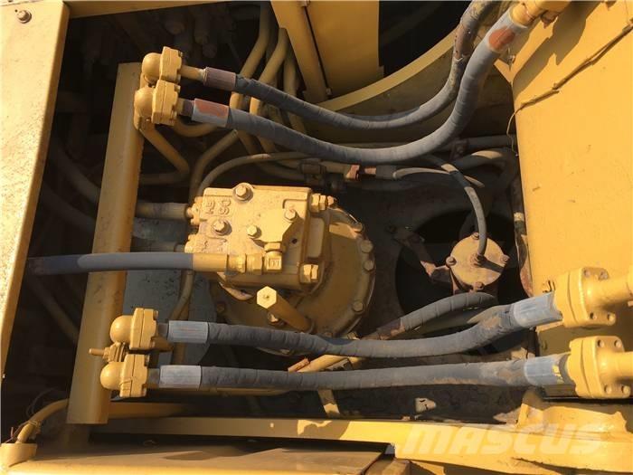 CAT 320 C Beltegraver