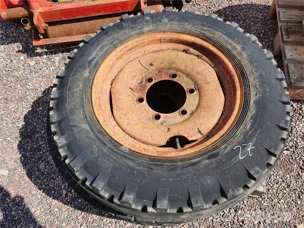 BKT 7.5-20 Dekk, hjul og felger