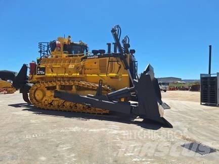 Komatsu D 375 A-8 Dozere Beltegående