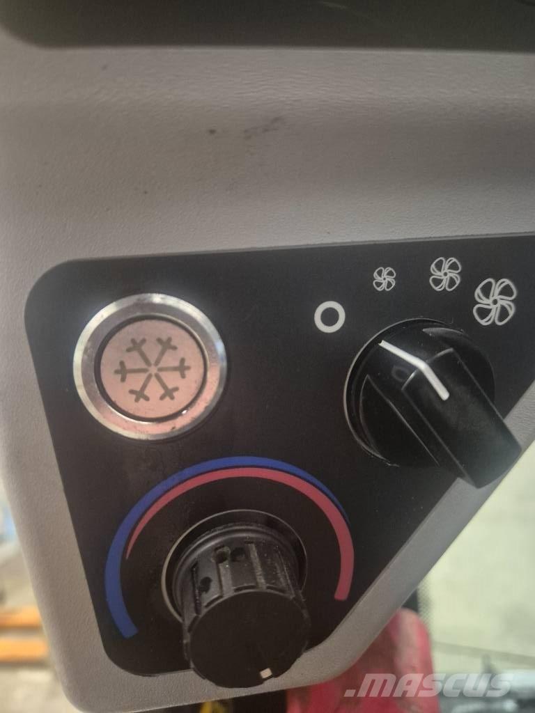 JCB 155 Kompaktlastere