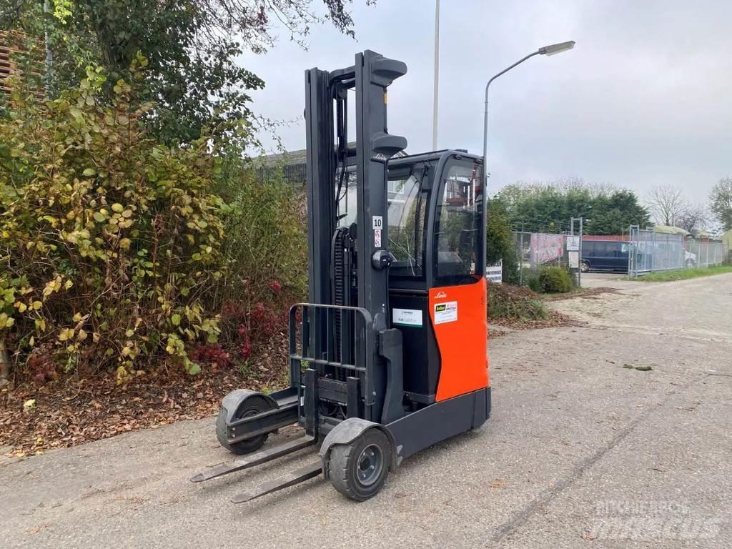 Linde R14G-01 Skyvemasttruck