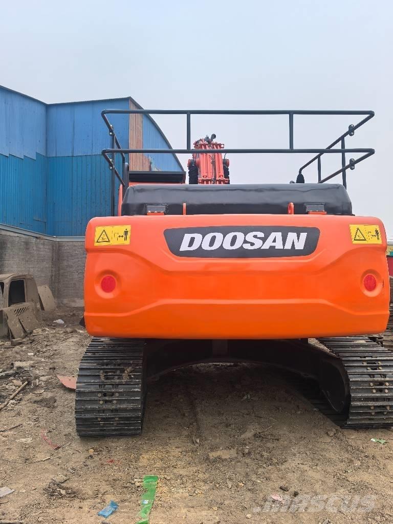 Doosan DX300LC Beltegraver
