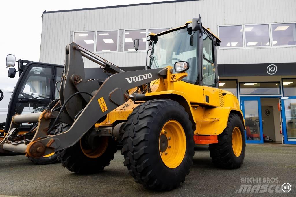 Volvo L 35 Hjullastere