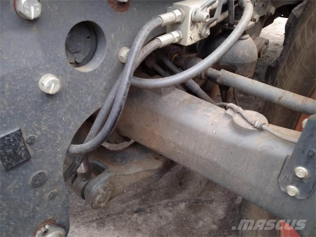 Kubota M7151 Traktorer