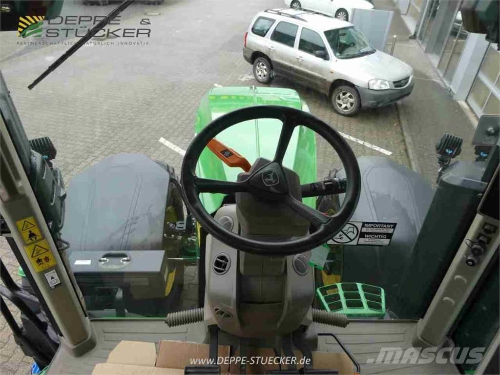 John Deere 7R 330 Traktorer