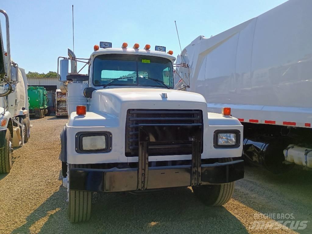 Mack RD 688 S Renovasjonsbil