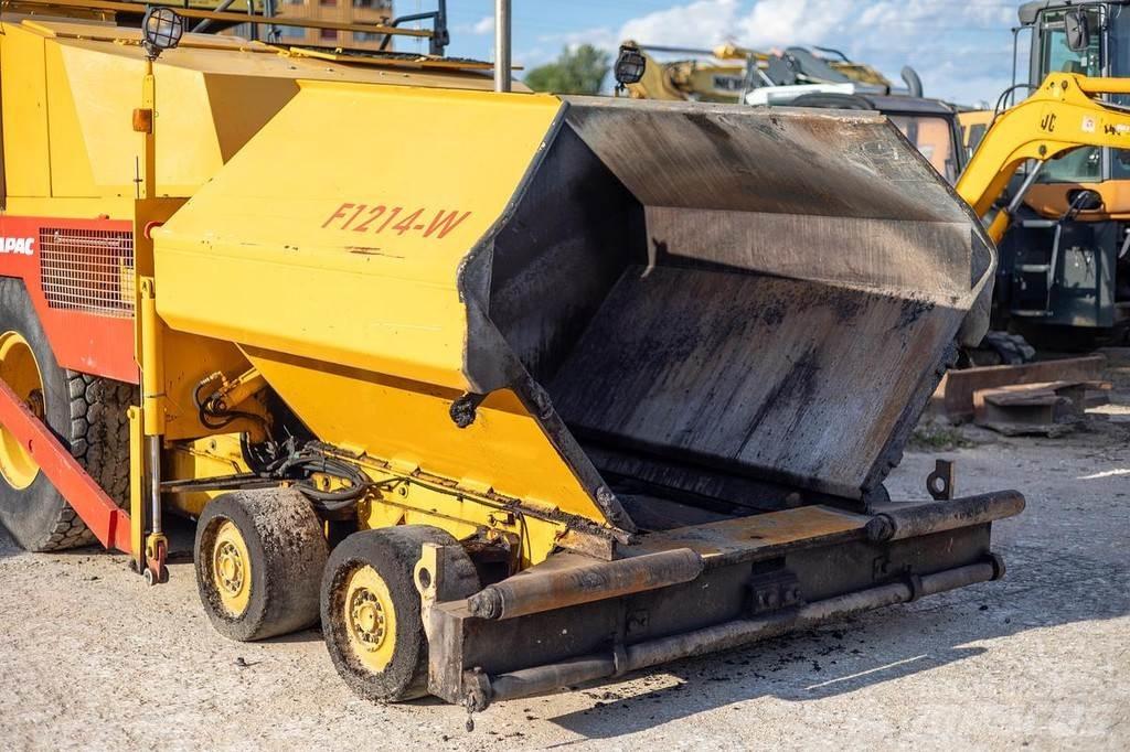 Dynapac F121-4W Asfaltutleggere