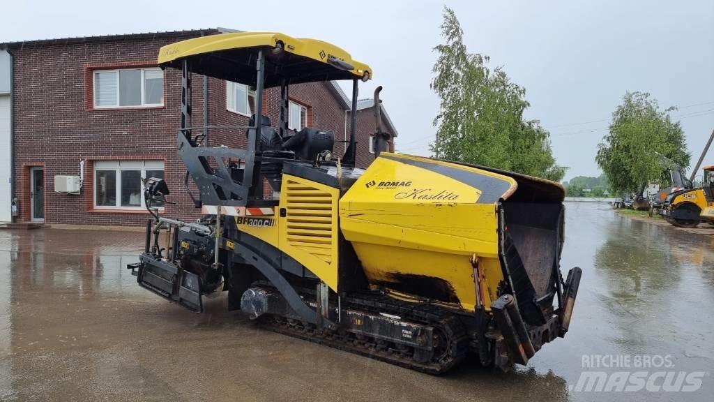 Bomag BF 300 Asfaltutleggere
