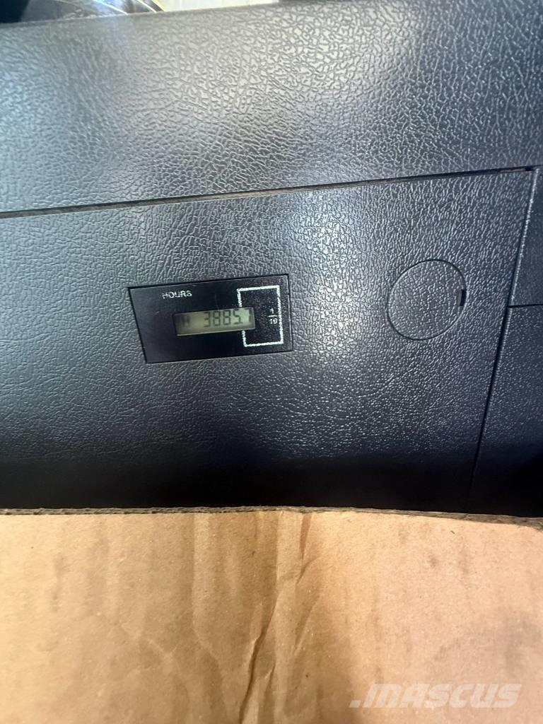 Hyundai HX 160 AL Beltegraver