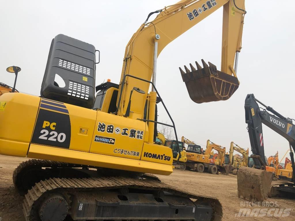 Komatsu 220-8 Beltegraver