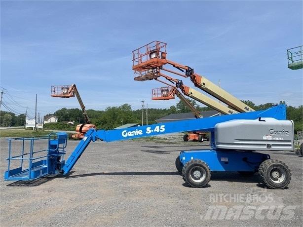 Genie S 45 Teleskop bomlifter