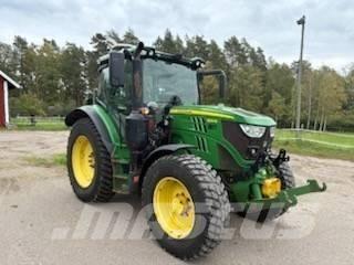 John Deere 6130 R Traktorer