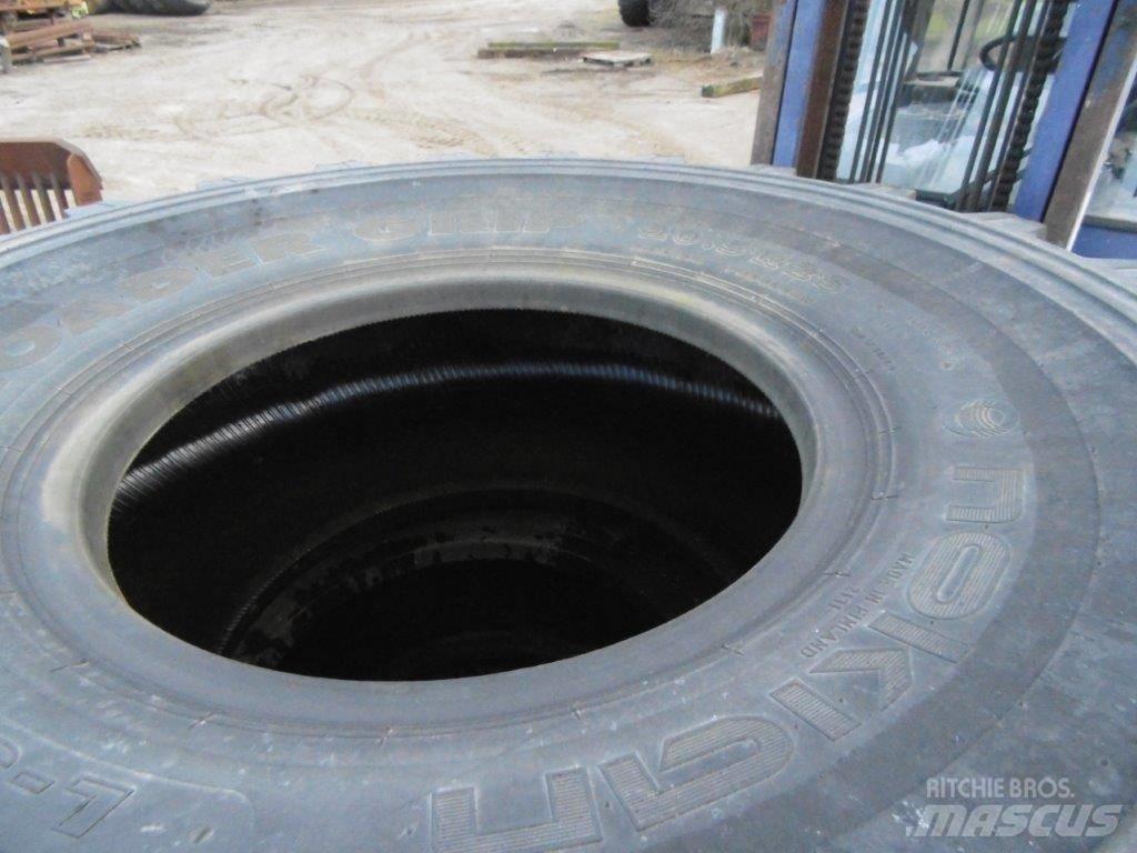 Nokian 20,5x25 Dekk, hjul og felger