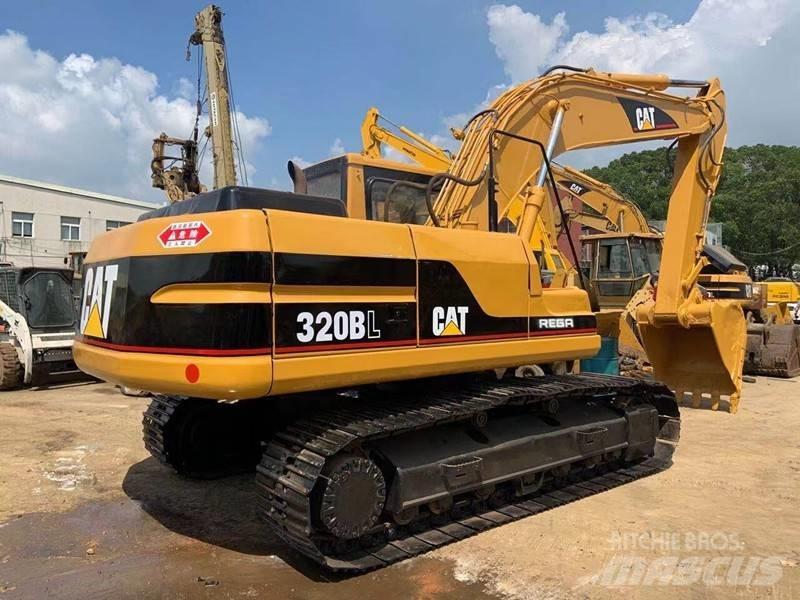 CAT 320 B Beltegraver