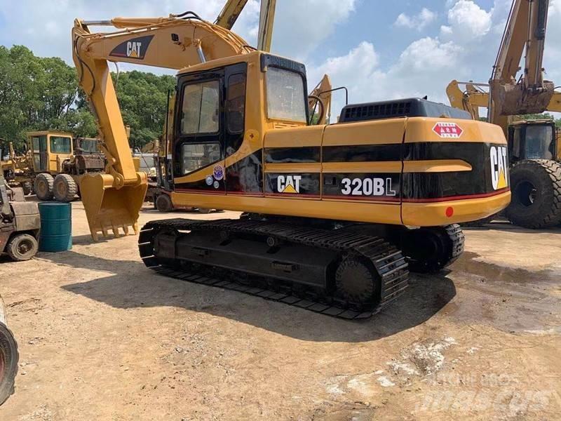 CAT 320 B Beltegraver