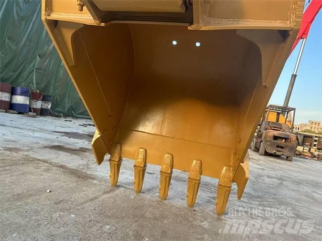 CAT 320 B Beltegraver