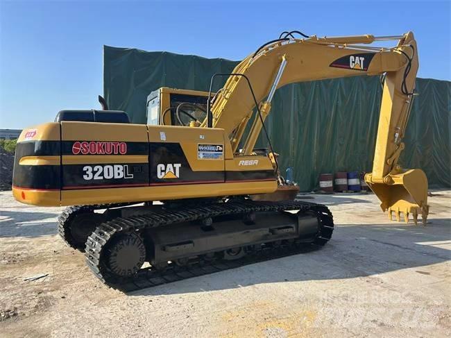 CAT 320 B Beltegraver