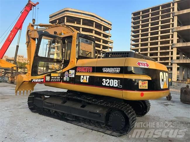 CAT 320 B Beltegraver