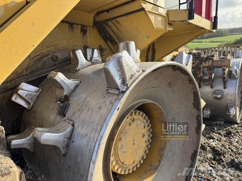 CAT 826 Avfallspresser