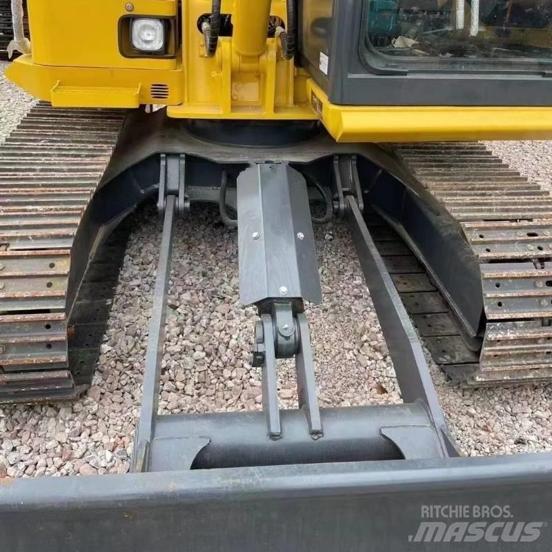 Komatsu PC70 Beltegraver