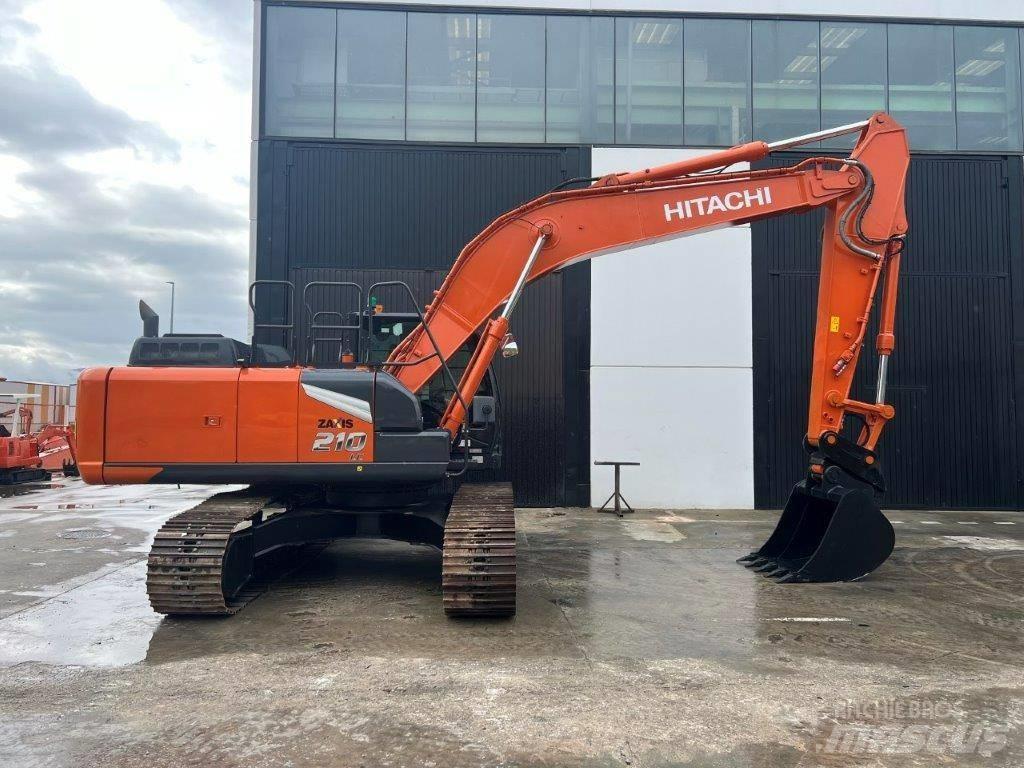 Hitachi ZX 210 LC Beltegraver