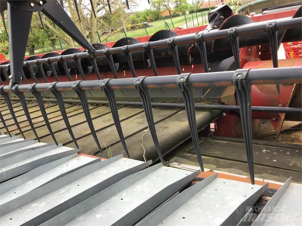 Case IH 3100 Skjærebord til skurtresker