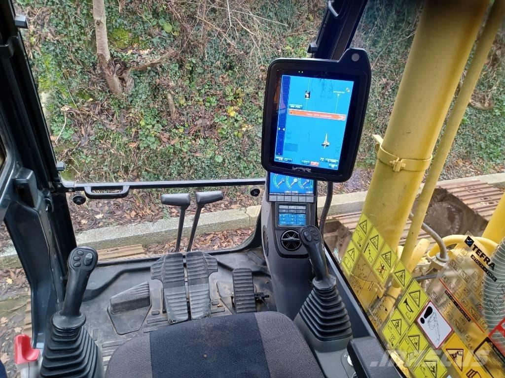 Komatsu PC 210 LC Beltegraver
