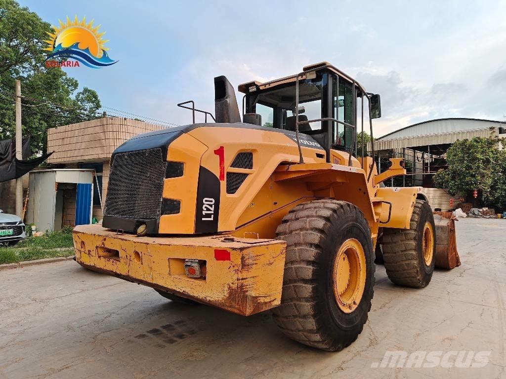 Volvo L 120 Hjullastere