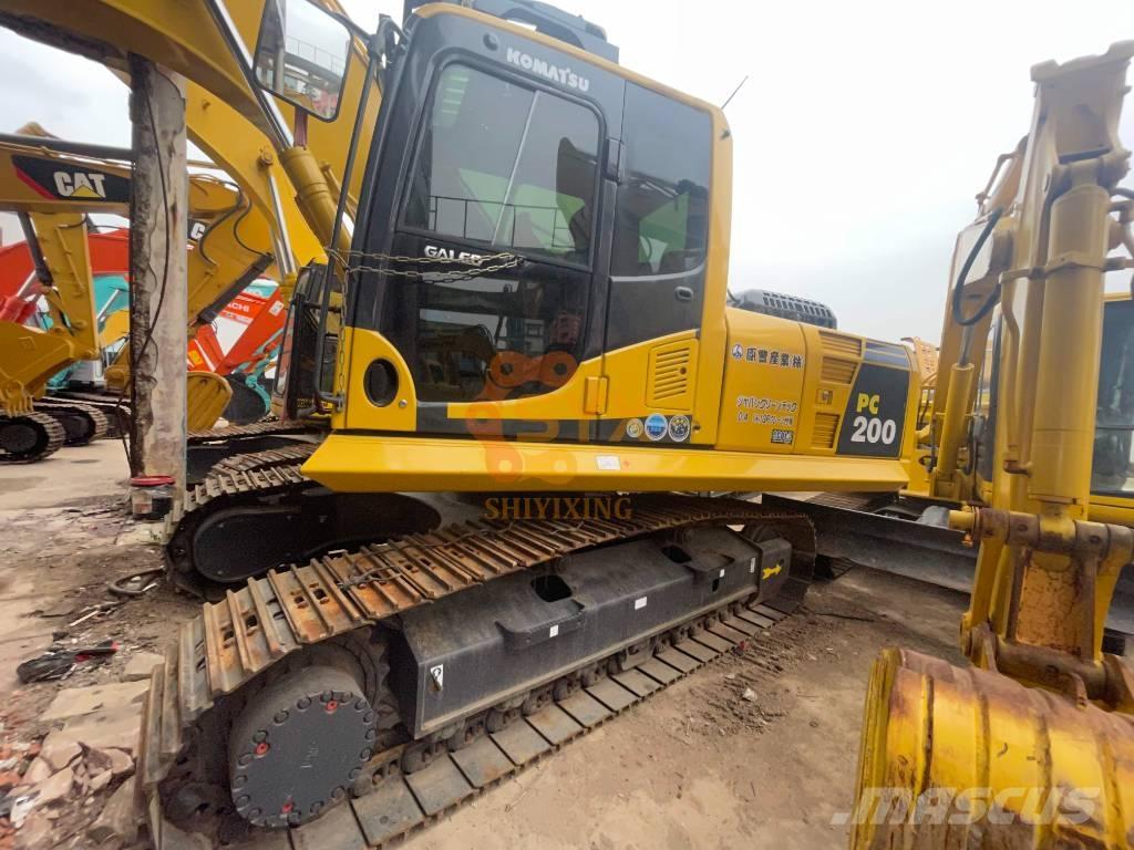Komatsu PC 200-8 Beltegraver