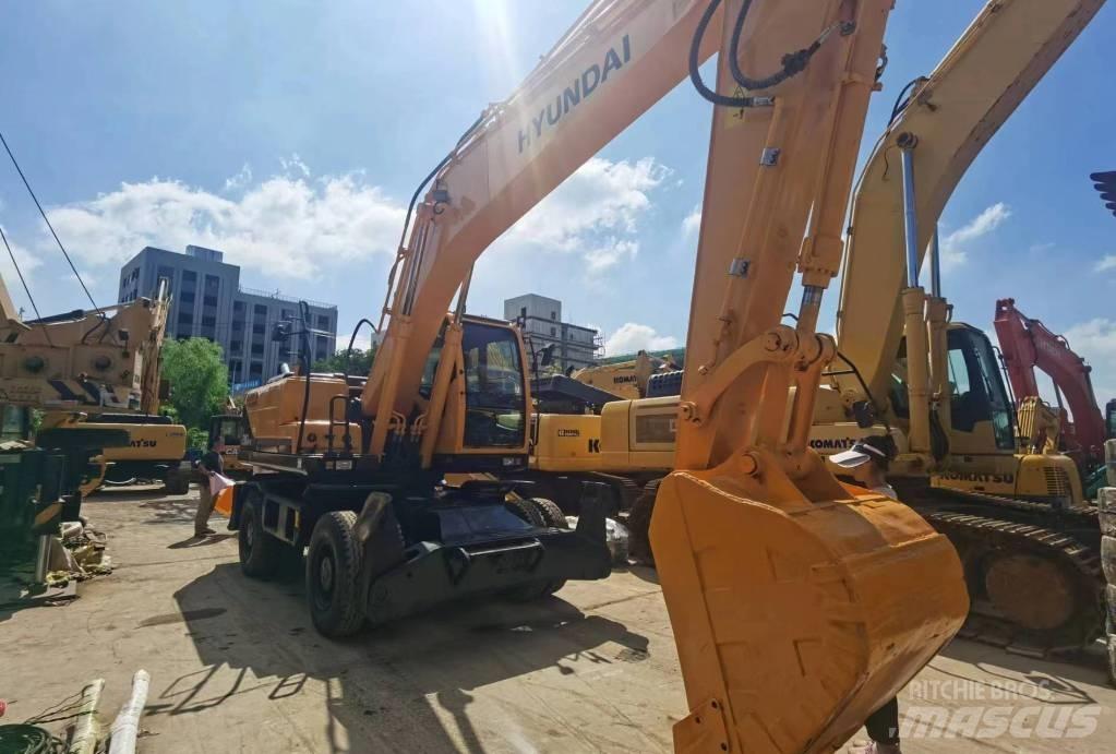 Hyundai R210W-9 Hjulgravere