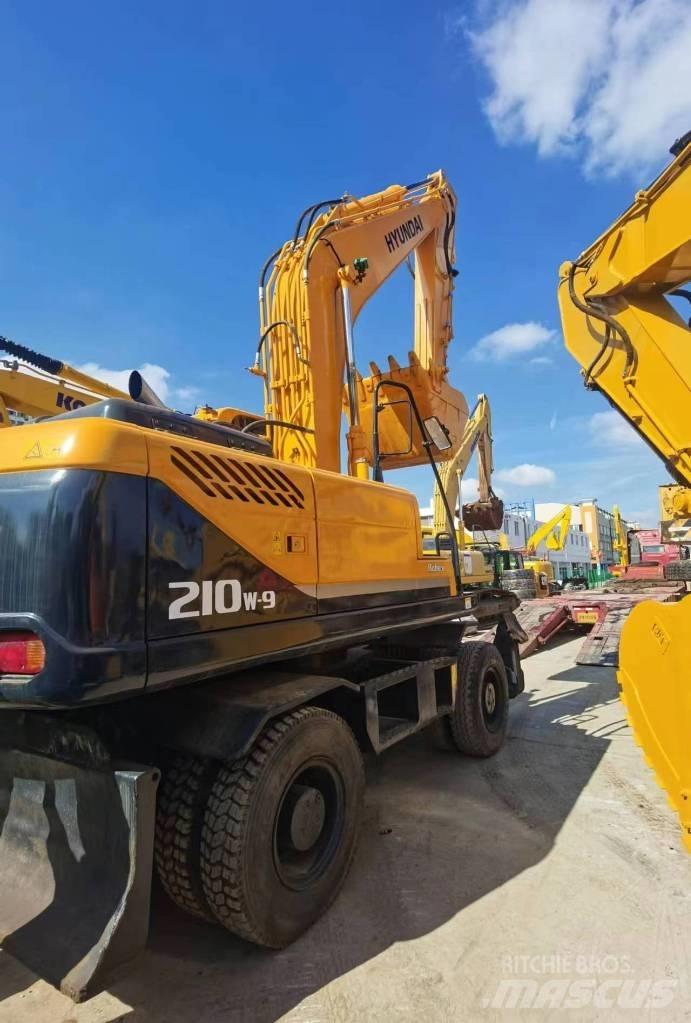 Hyundai R210W-9 Hjulgravere
