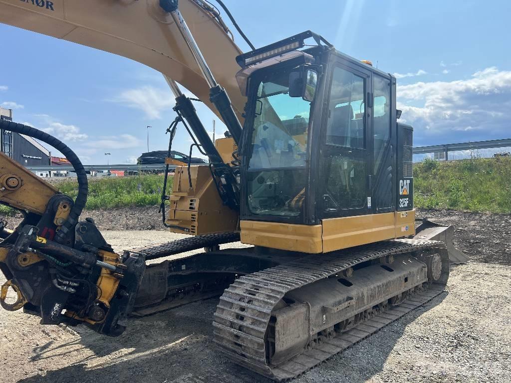CAT 325 FL CR Beltegraver
