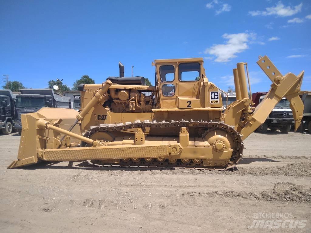 CAT D9H Bulldosere