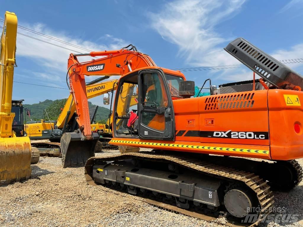Doosan DX 260 Beltegraver